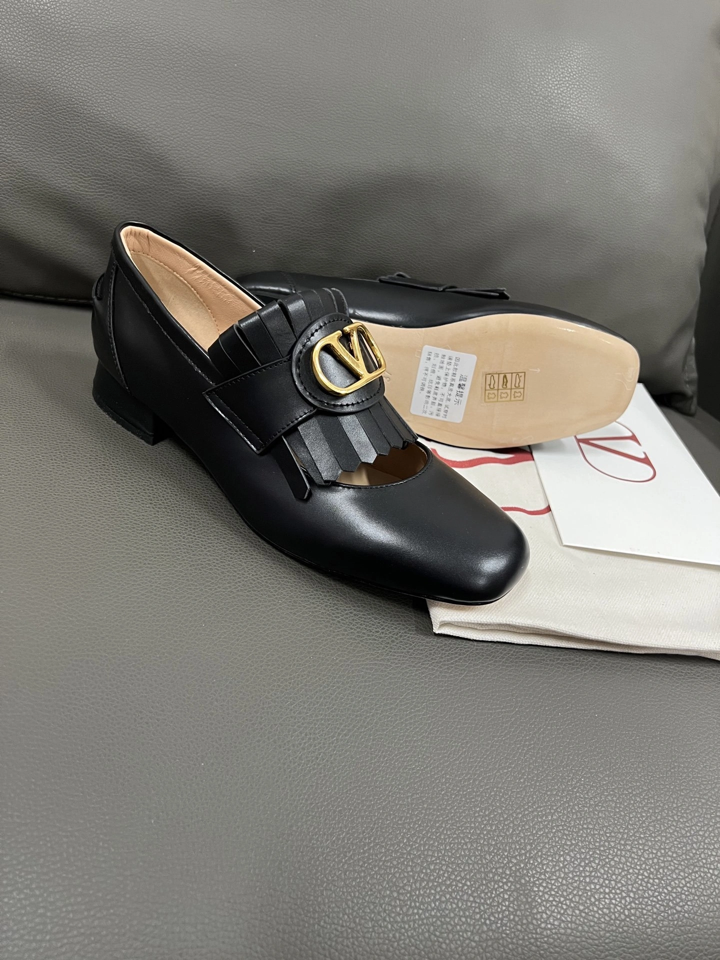 COCO-- V1859ti9o WS0LJ3DSH0NO Heel height： 2.5CM Calfskin item:E-X194D4041